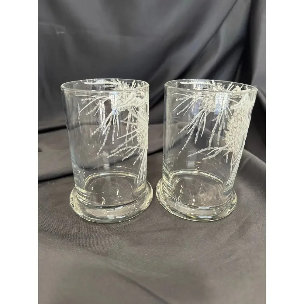 Rare Vintage Set of 2 Dorothy Thorpe Glass Tumblers with Lucite Pinecones Art